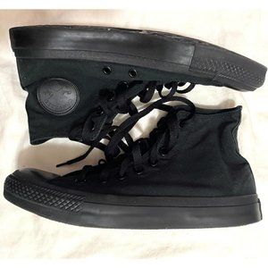 Converse Chuck Taylor All Black High Tops